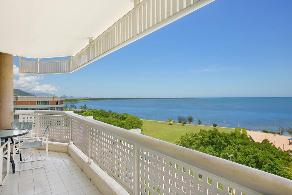 Cairns Ocean View Apartment Exterior photo